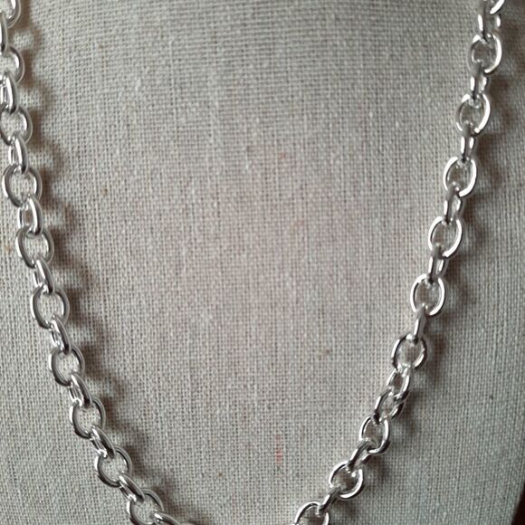 18" Sterling Silver Plated Chain Necklace - Picture 5 of 10